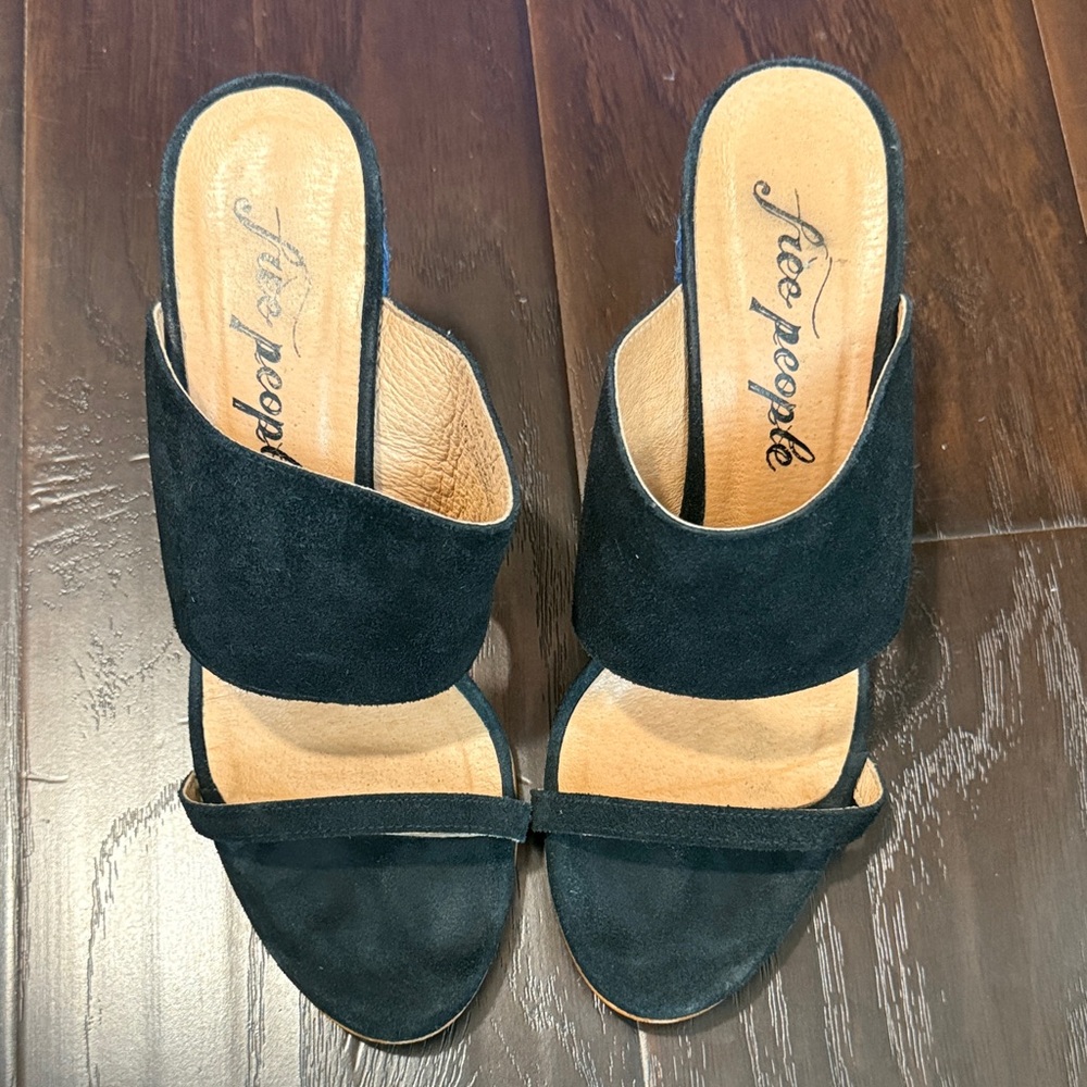 Free People Black Suede Wedges